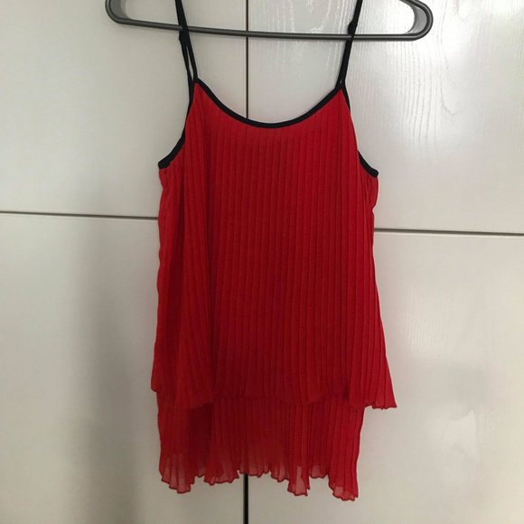 CAMI - Picture 1 of 2